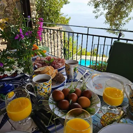 Villa Seacliff Heaven - De Vivo Realty Positano